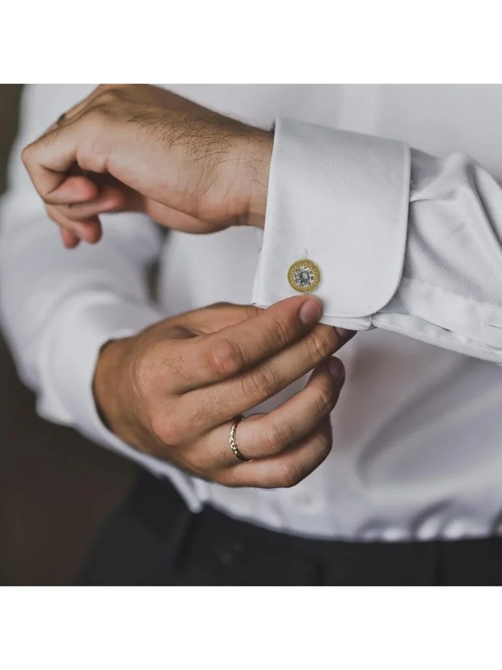 Elegant CZ Crystal Cufflinks for Men - Sparkling Gold Wedding Accessories